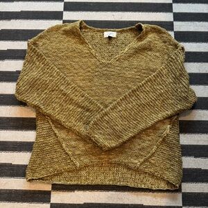 Universal Thread Green Crew Neck Sweater with Cable Knit